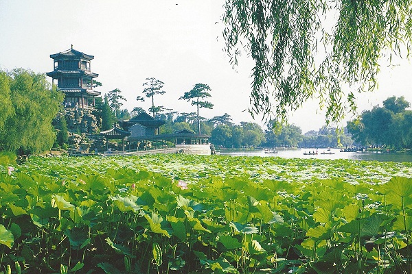 Der Goldberg-Pavillon in der Sommerresidenz in Chengde
