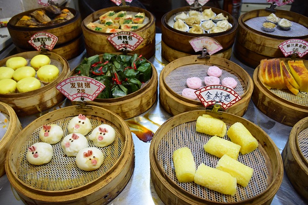 Dim Sum auf der historischen Stra�e Pingjiang-Lu